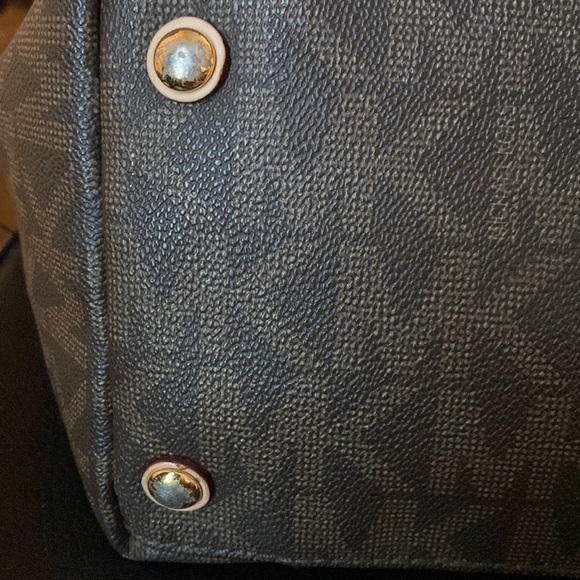 Michael Kors Bag - Picture 7 of 13